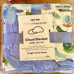 Little Sleepies Inchin Along Cloud Blanket